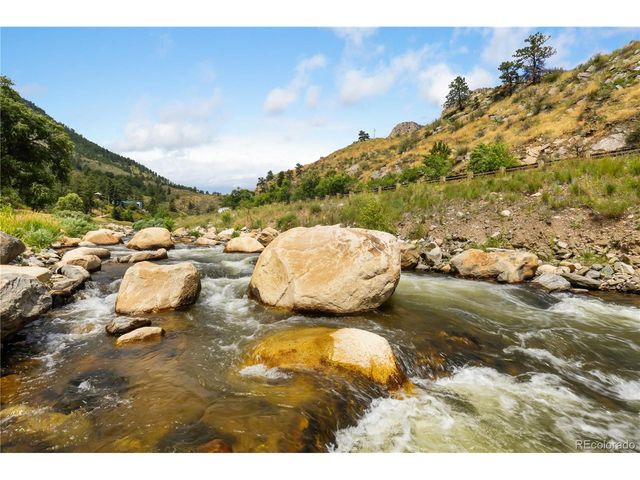 32 Idlewild Ln, Loveland, CO 80537