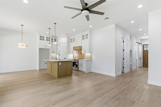 200 Dover Drive 1 or 2, West Tawakoni, TX 75474