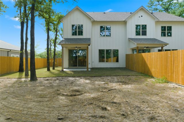 200 Dover Drive 1 or 2, West Tawakoni, TX 75474