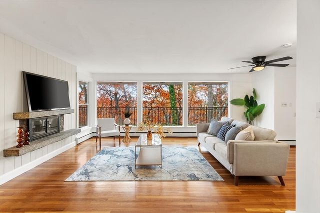 2 Mcintyre Road, Saugus, MA 01906