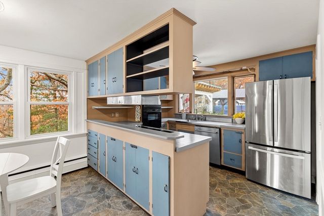 2 Mcintyre Road, Saugus, MA 01906