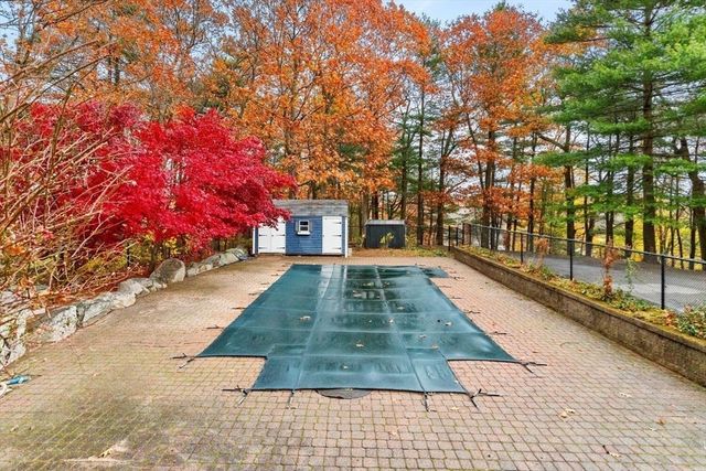 2 Mcintyre Road, Saugus, MA 01906