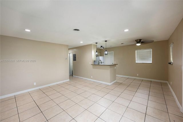 131 NW 57th St 131, Oakland Park, FL 33309