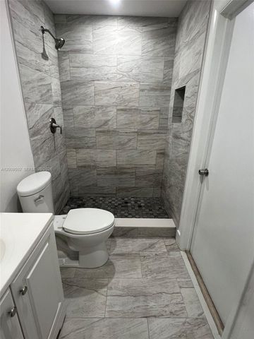 9203 SW 138th Pl 9203, Miami, FL 33186