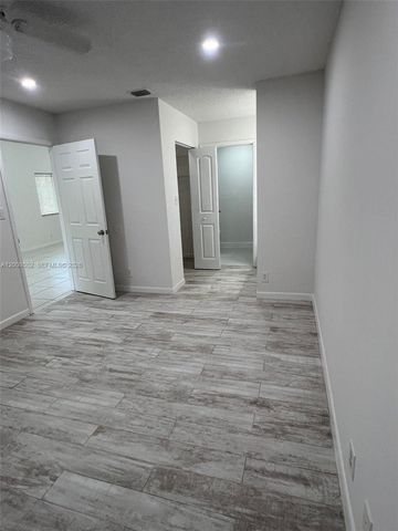 9203 SW 138th Pl 9203, Miami, FL 33186