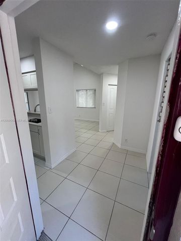 9203 SW 138th Pl 9203, Miami, FL 33186