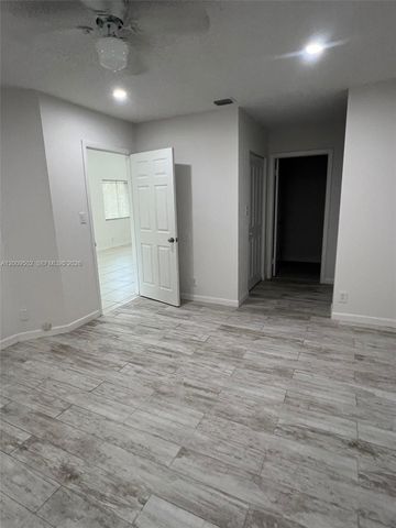 9203 SW 138th Pl 9203, Miami, FL 33186