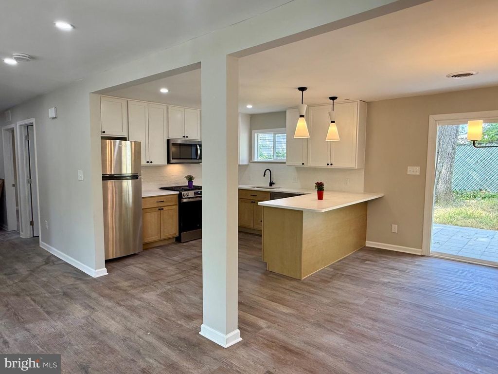 7966 FOSTER AVE, Severn, MD 21144