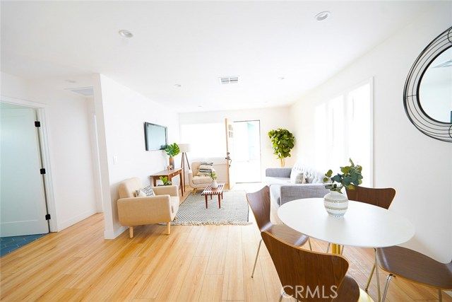 3642 6th Avenue, Los Angeles, CA 90018