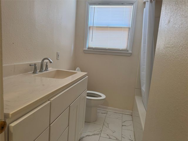 6829 Hightower Street, Fort Worth, TX 76112