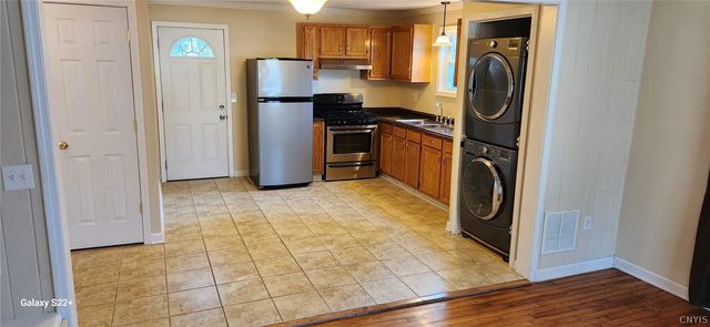 5860 Reis Drive, Cicero, NY 13039