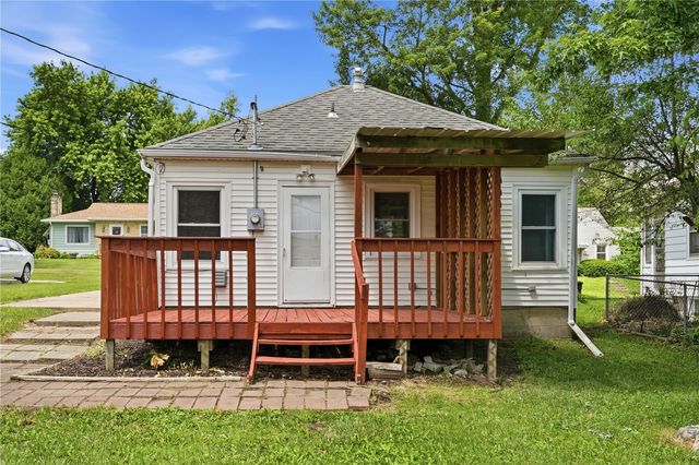 1237 Lincoln Drive, Marion, IA 52302