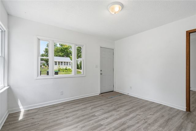 1237 Lincoln Drive, Marion, IA 52302