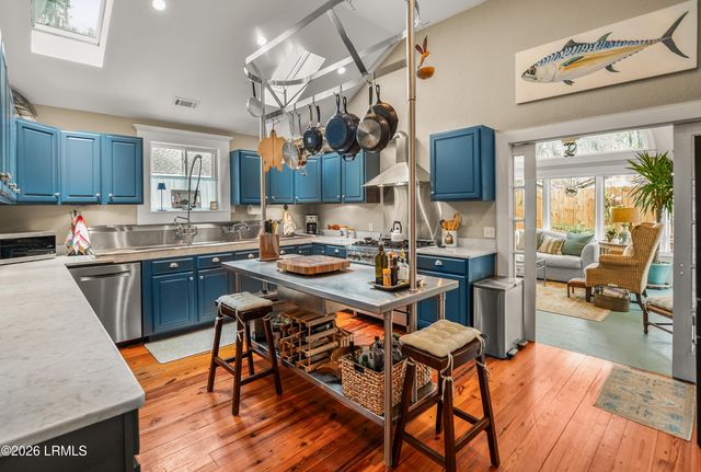 1010 13th Street, Port Royal, SC 29935
