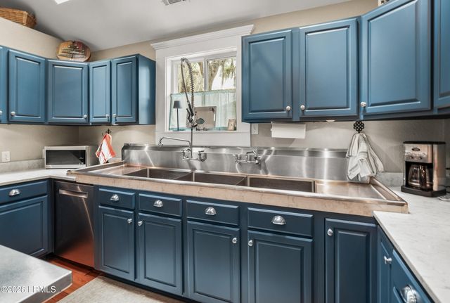 1010 13th Street, Port Royal, SC 29935