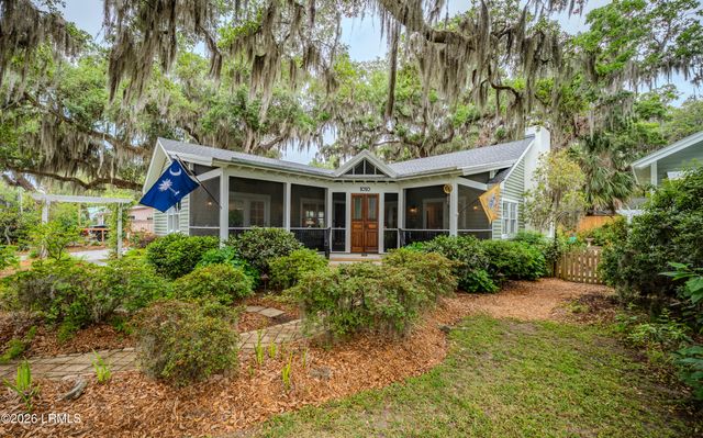 1010 13th Street, Port Royal, SC 29935