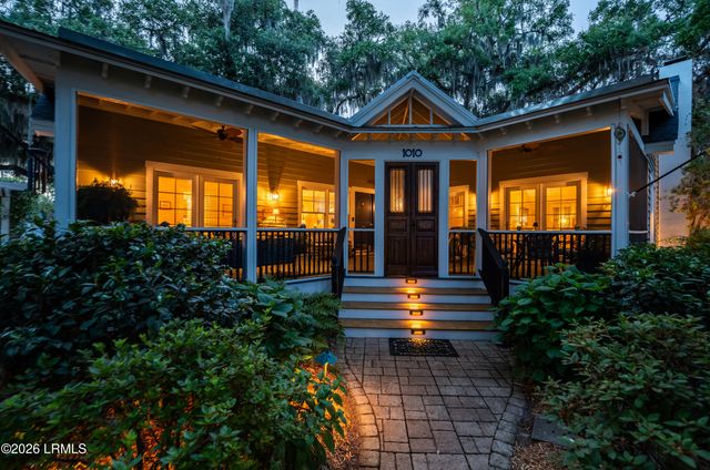 1010 13th Street, Port Royal, SC 29935