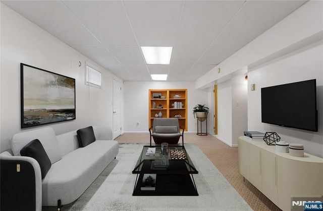 540 5th Street, Carlstadt, NJ 07072