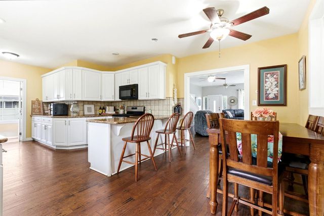 1250 N Harris Street, Hanford, CA 93230