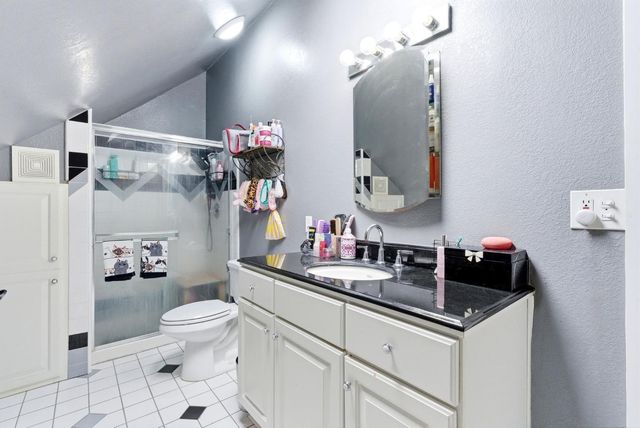 1250 N Harris Street, Hanford, CA 93230