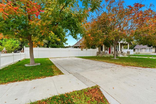 1250 N Harris Street, Hanford, CA 93230