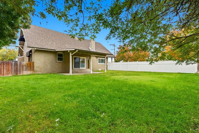 1250 N Harris Street, Hanford, CA 93230