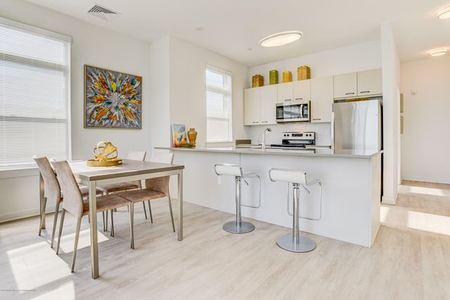 55 W Front Street 201, Red Bank, NJ 07701