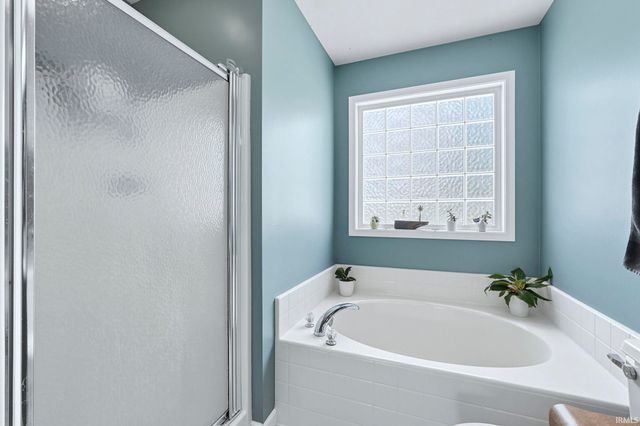 12408 Ivanhoe Lane, Fort Wayne, IN 46814