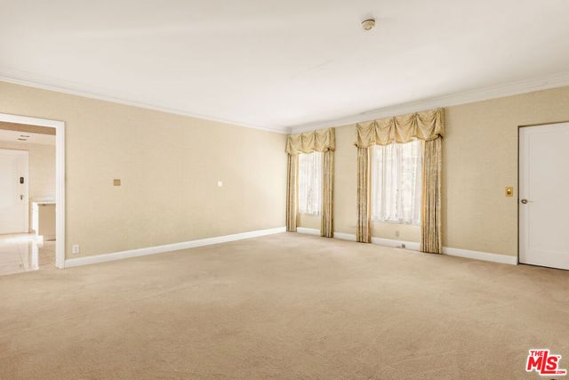 217 S Hudson Avenue, Los Angeles, CA 90004