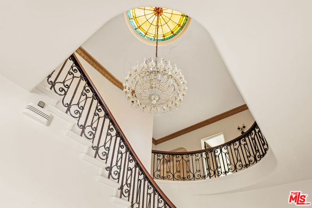 217 S Hudson Avenue, Los Angeles, CA 90004