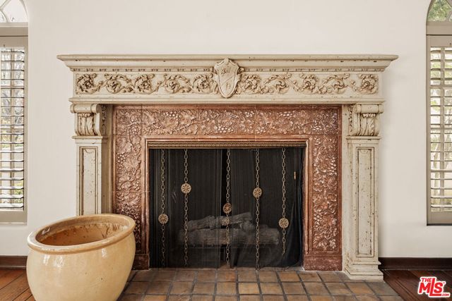 217 S Hudson Avenue, Los Angeles, CA 90004