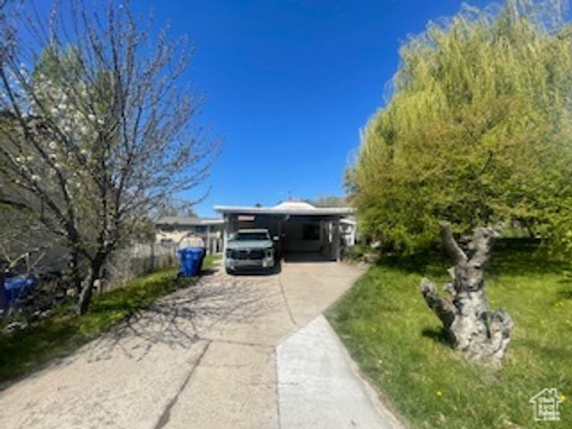 147 E KAMBOURIS LN, Farmington, UT 84025
