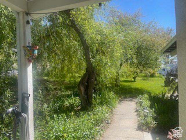147 E KAMBOURIS LN, Farmington, UT 84025