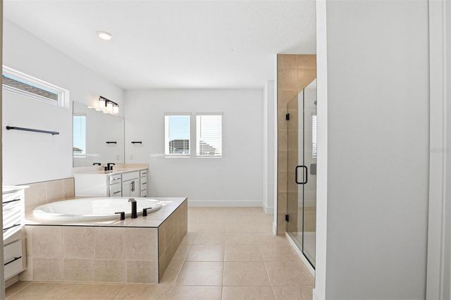 6962 JARED OAKS DRIVE, Wesley Chapel, FL 33545