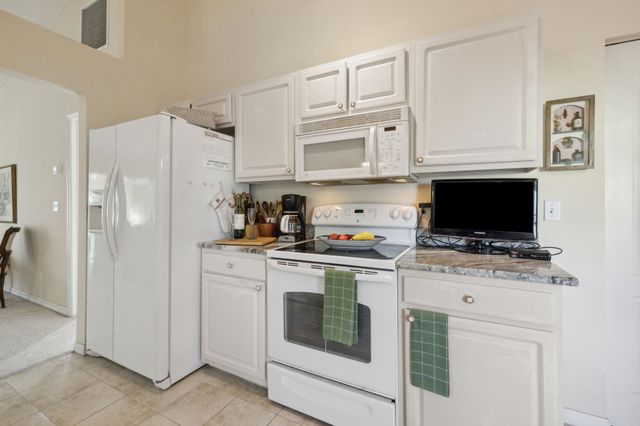 508 Peninsula Ct, St Augustine, FL 32080