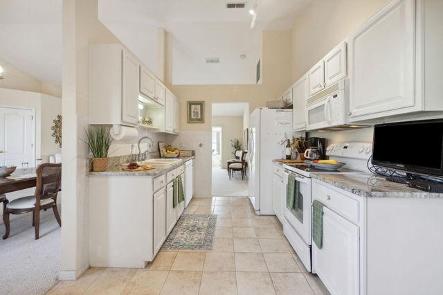 508 Peninsula Ct, St Augustine, FL 32080