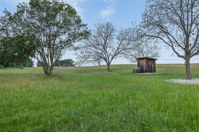 11401 Schaffner Road, Sealy, TX 77474