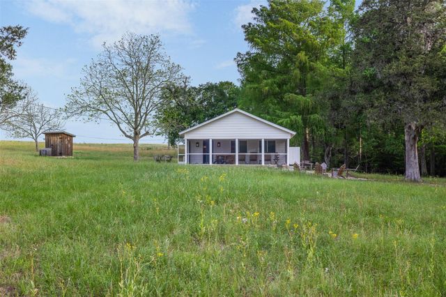 11401 Schaffner Road, Sealy, TX 77474