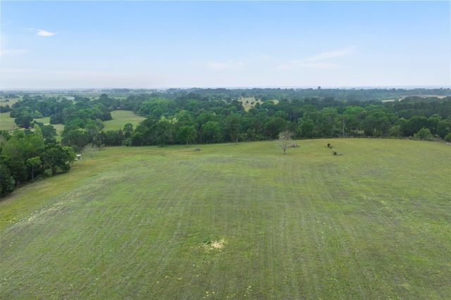 11401 Schaffner Road, Sealy, TX 77474