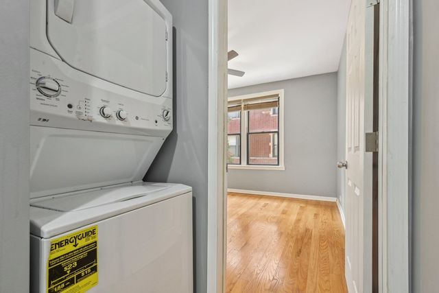 2052 E 69th Street 1B, Chicago, IL 60649
