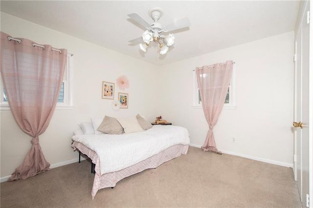 9912 Oakridge Drive, Overland Park, KS 66212