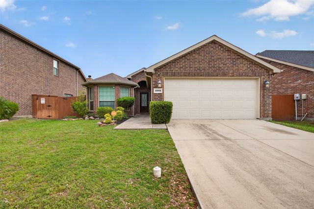 2003 Carriage Road, Heartland, TX 75126