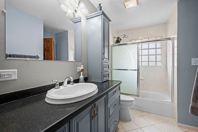 362 N Winston Drive, Palatine, IL 60074