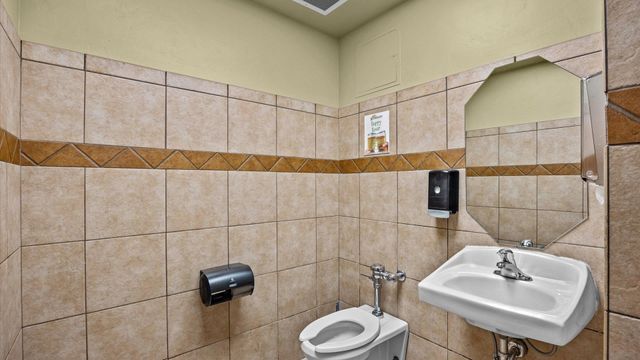 3245 I-70 Business Loop, Clifton, CO 81520