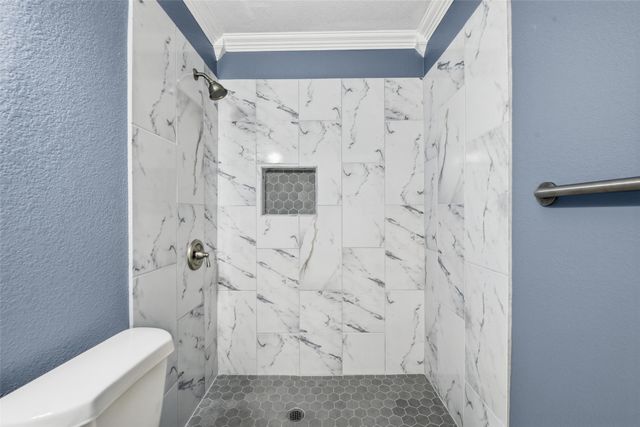 3100 Eastridge Drive, Haltom City, TX 76117