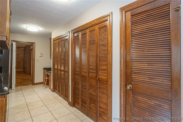 2521 Morganton Road, Fayetteville, NC 28303