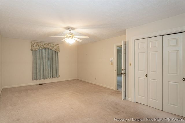 2521 Morganton Road, Fayetteville, NC 28303