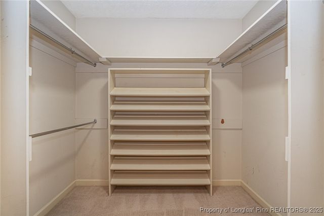 2521 Morganton Road, Fayetteville, NC 28303