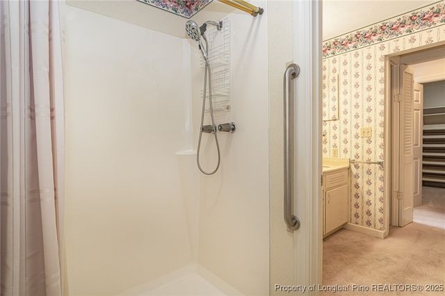 2521 Morganton Road, Fayetteville, NC 28303