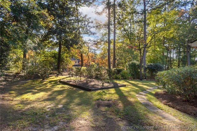 2521 Morganton Road, Fayetteville, NC 28303